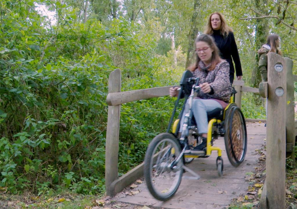 Het Klauterwoud met Sara, moeder van Sophie en Rosa