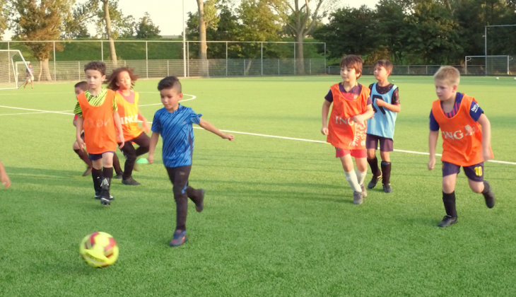 Waarom is het voor mijn kind goed om op een sport te gaan?